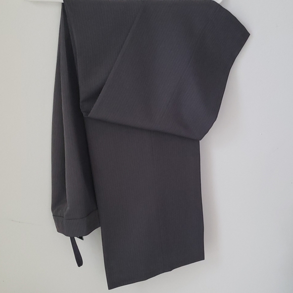 Le Suit Separates - Picture 4 of 6